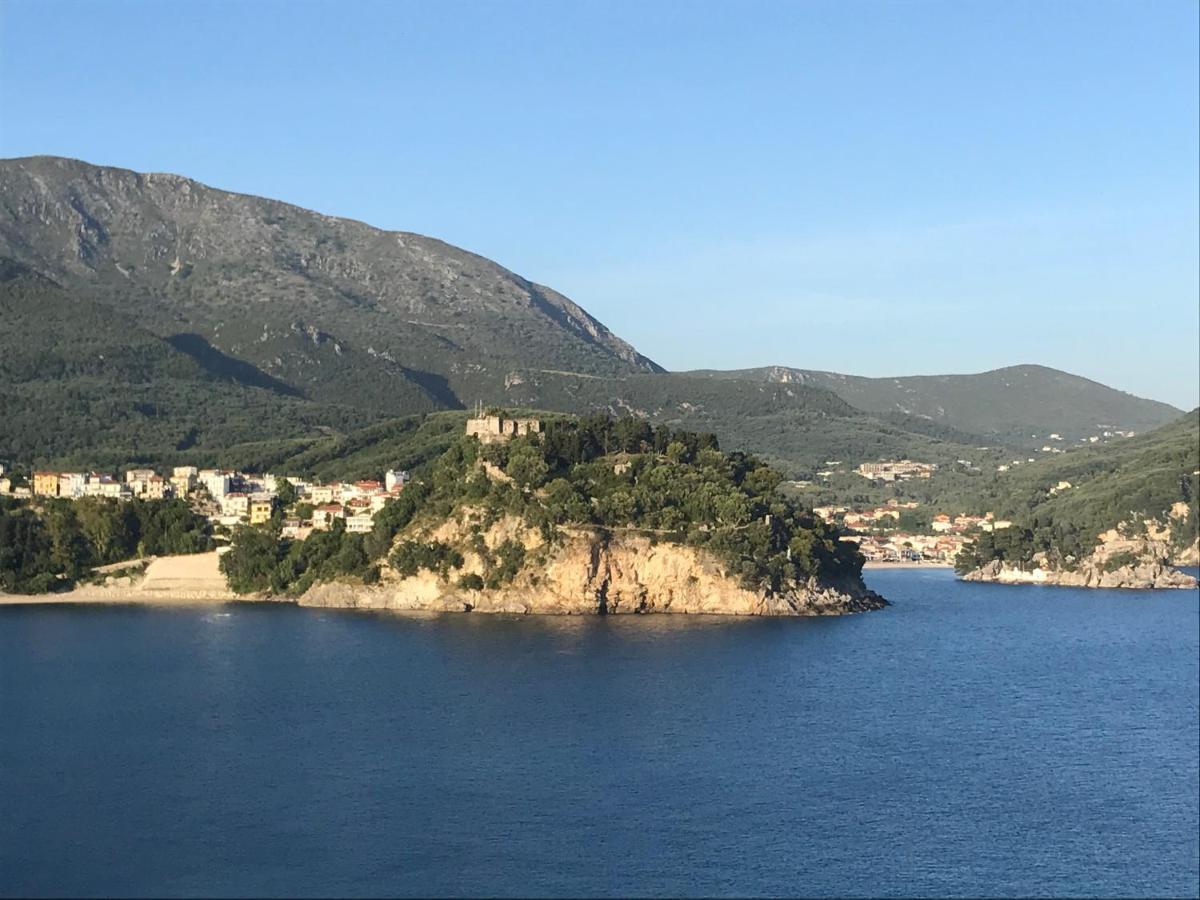 Dokos D Parga